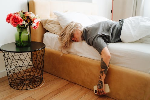 Experts explain the side effects of bed rotting too much.