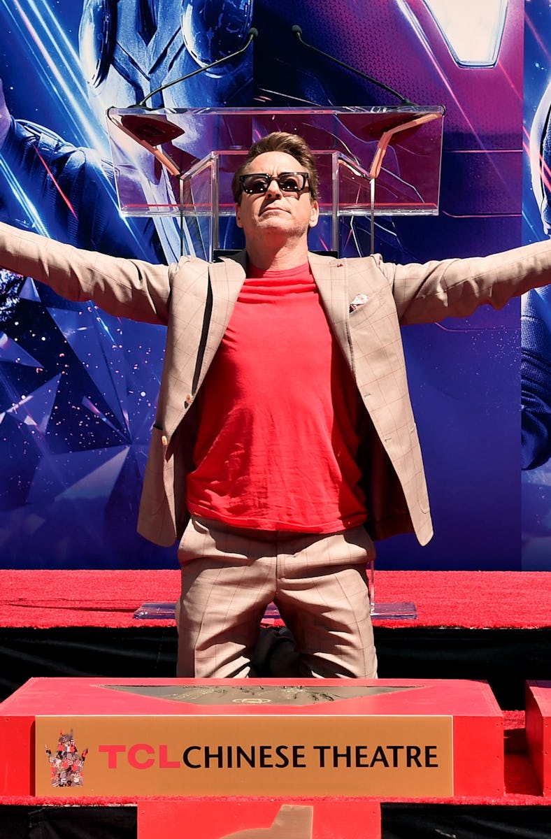 HOLLYWOOD, CA - APRIL 23: (EDITORS NOTE: Retransmission with alternate crop.) Marvel Studios' "Aveng...