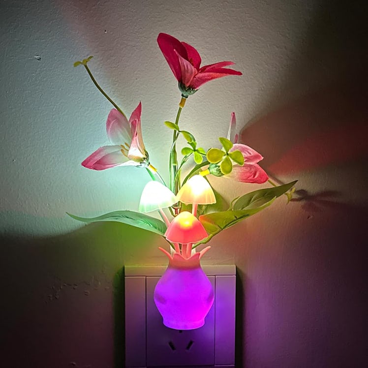 Kazgroth Plug-In Mushroom Night-Light